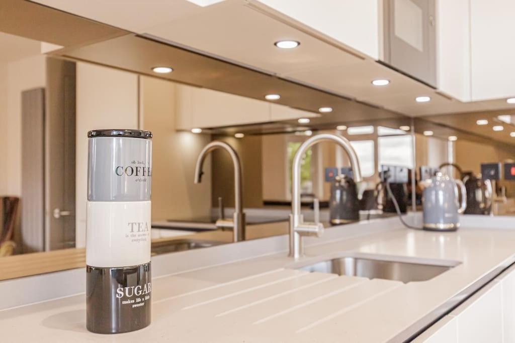 Flat 3, 161 Crescent Road - Luxury Apartment Оксфорд Экстерьер фото