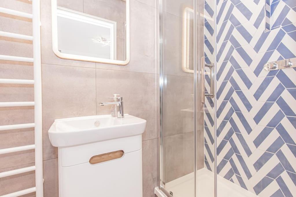 Flat 3, 161 Crescent Road - Luxury Apartment Оксфорд Экстерьер фото